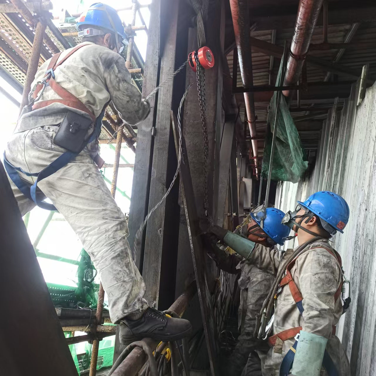 1746609471885326.jpg 1746609471885326.jpg