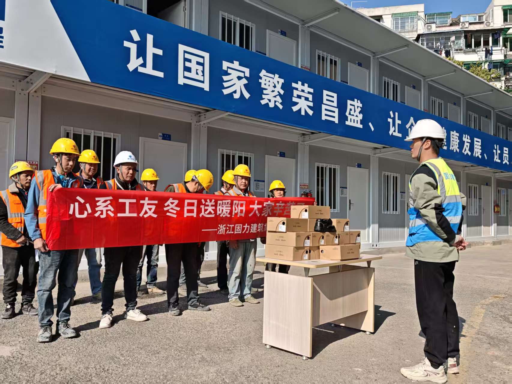 1765505385324863.jpg 1765505385324863.jpg